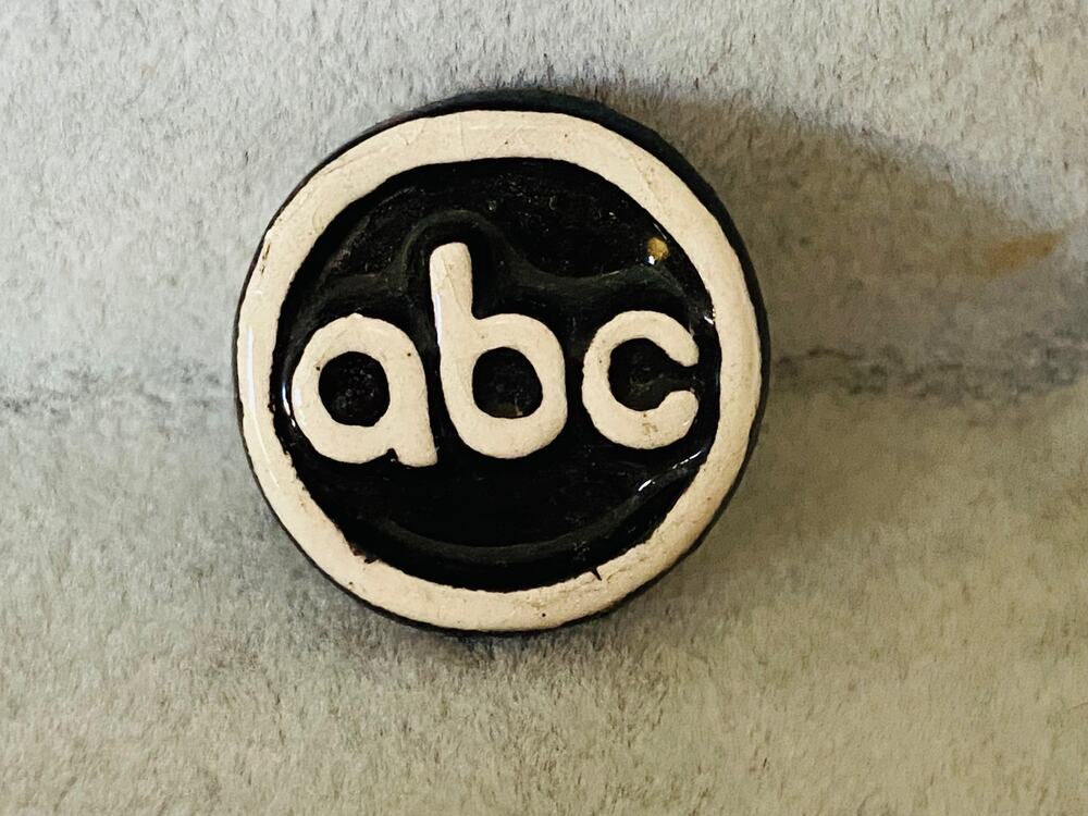 VINTAGE 1970s ABC American Broadcasting Network Hand Painted Clay Lapel Pin
